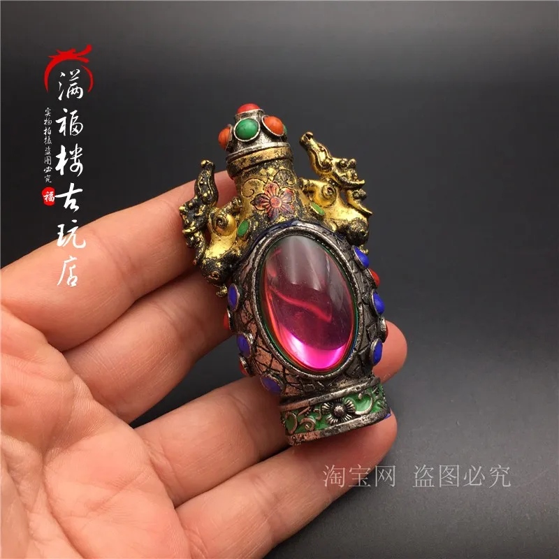 antiques collection antique features ethnic handicrafts ornaments copper snuff bottle
antiques collection antique features ethnic handicrafts ornaments copper snuff bottle