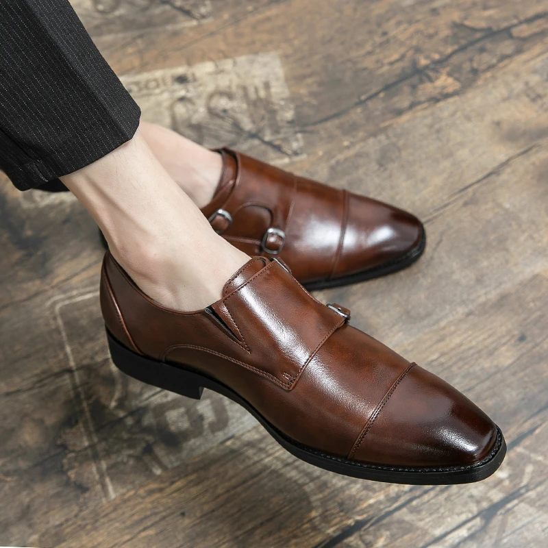 2023 summer new men's business formal shoes fashion casual leather shoes double buckle a stirrup square toe leather shoes
2023 summer new men's business formal shoes fashion casual leather shoes double buckle a stirrup square toe leather shoes