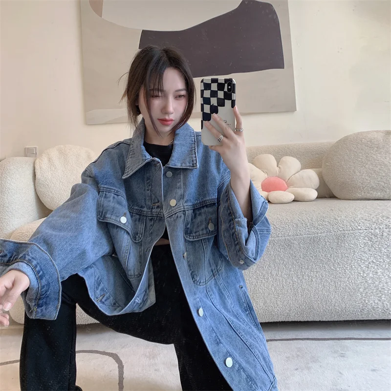 2023 Spring Summer New Women's Denim Coat Korean Fashion Versatile Polo Collar Long Sleeve Loose Jacket Free Shipping
2023 Spring Summer New Women's Denim Coat Korean Fashion Versatile Polo Collar Long Sleeve Loose Jacket Free Shipping