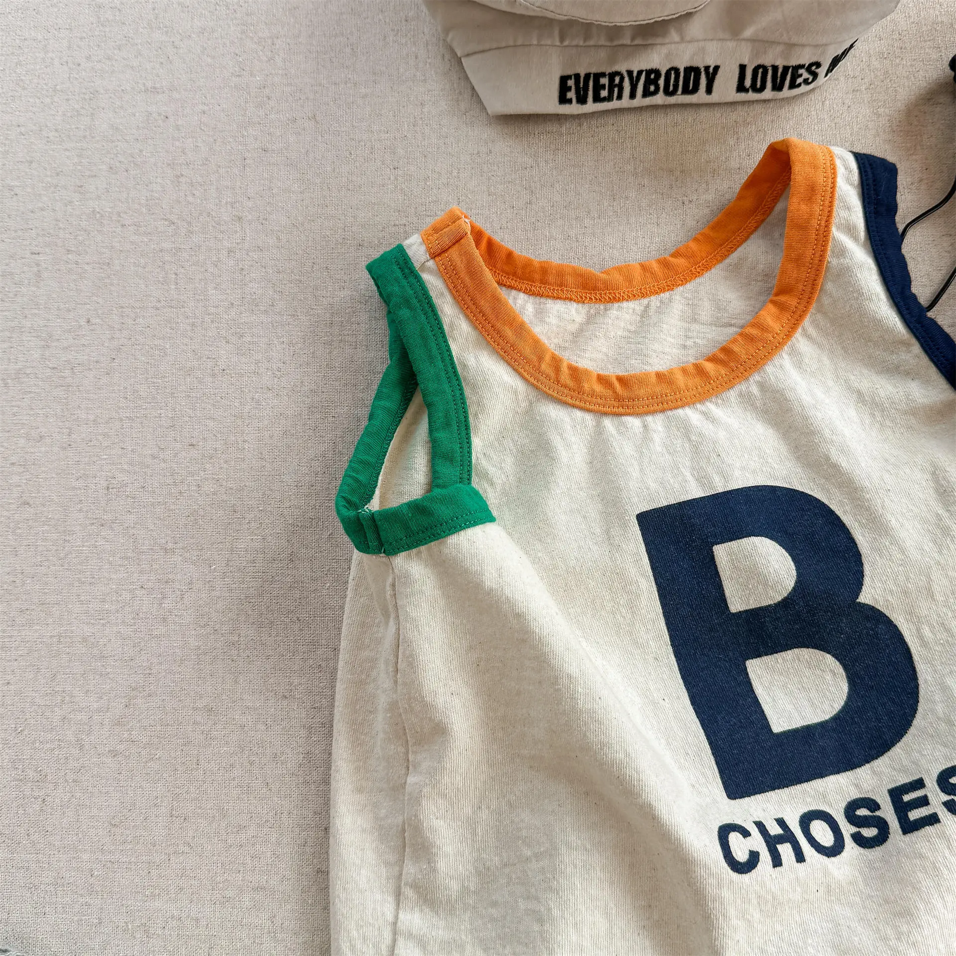 2025 Summer New Girls Sleeveless Vest Letter Print Boys T Shirts Cotton Children Casual Tops Loose Kids Tee Infant Clothes 21 Sa27f98c3d62349a5ab9d9f8383eeea4cj
