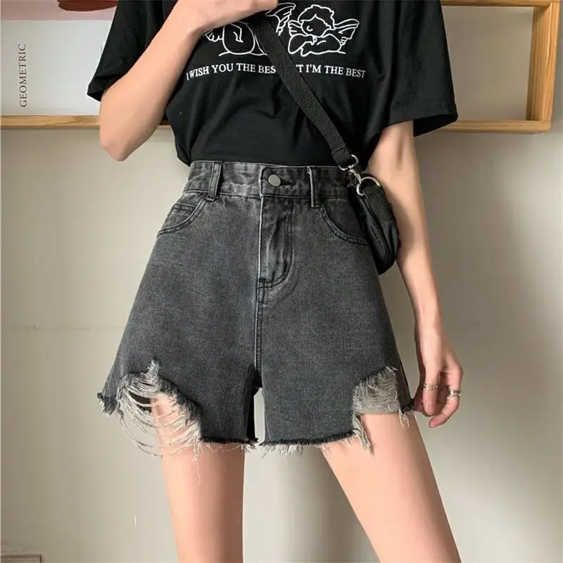 Hot Sale Summer Woman Sexy Ripped Denim Wide Leg Shorts Loose High Waist Irregular Tassel Straight Shorts Jeans 
Hot Sale Summer Woman Sexy Ripped Denim Wide Leg Shorts Loose High Waist Irregular Tassel Straight Shorts Jeans
