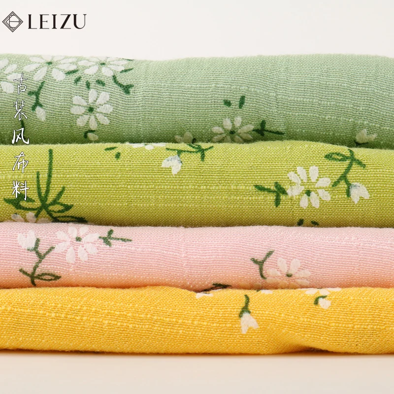 Хлопковая и льняная ткань с принтом, с коротким рукавом
Хлопковая и льняная ткань с принтом, с коротким рукавом