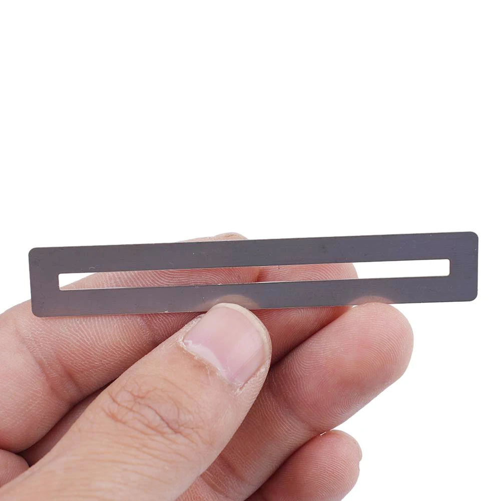 2Pcs Steel Fretboard Guard Fret Protector Tool For Guitar Bass Luthier Tools Guitar Fingerboard Arc Grinding Protection Gasket
2Pcs Steel Fretboard Guard Fret Protector Tool For Guitar Bass Luthier Tools Guitar Fingerboard Arc Grinding Protection Gasket