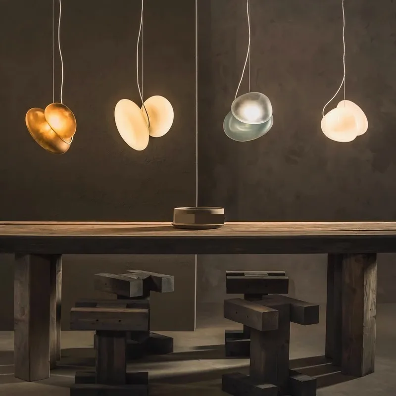 New Stylish Modern Ceiling Chandelier For Kitchen Island Elf Bar Pebble LED Color Glass Pendant Light Designer Reading Light
New Stylish Modern Ceiling Chandelier For Kitchen Island Elf Bar Pebble LED Color Glass Pendant Light Designer Reading Light