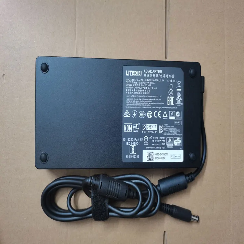 Новый OEM LITEON 19,5 V 11.8A 230W PA-1231-12 AC адаптер для Intel NUC NUC8i7HNK BOXNUC8I7HNK3 Mini PC
Новый OEM LITEON 19,5 V 11.8A 230W PA-1231-12 AC адаптер для Intel NUC NUC8i7HNK BOXNUC8I7HNK3 Mini PC