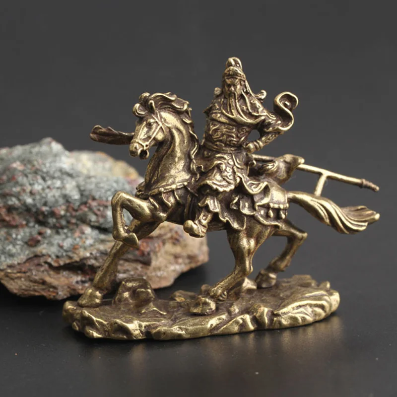 Antique Guan Gong Ornament Chinese style Copper Decoration Desk Figurine God of Wealth Statue Table Convenient
Antique Guan Gong Ornament Chinese style Copper Decoration Desk Figurine God of Wealth Statue Table Convenient