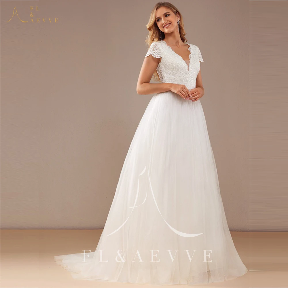 Princess Deep V-neck Wedding Dress Bohemian Brides Dress A-line Brides Gown Robe Lace Chiffon Bohème Party Dress
Princess Deep V-neck Wedding Dress Bohemian Brides Dress A-line Brides Gown Robe Lace Chiffon Bohème Party Dress