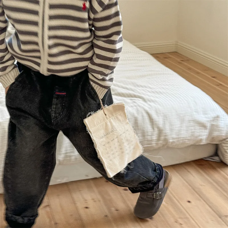 2025 Winter New Children Plus Velvet Thick Jeans Letter Print Girls Trousers Baby Boy Fleece Denim Pants Kids Warm Pants 18 Sa2d5bfc6ef2a487a922e65981ec33cc5T