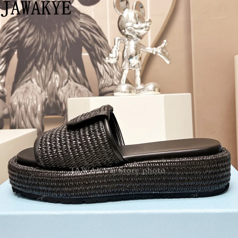 Rattan Grass Braid Thick Sole Platform Slippers Women Round Open Toe Punk Mules Slippers Summer Luxury Beach loafers Flat Slippe
Rattan Grass Braid Thick Sole Platform Slippers Women Round Open Toe Punk Mules Slippers Summer Luxury Beach loafers Flat Slippe