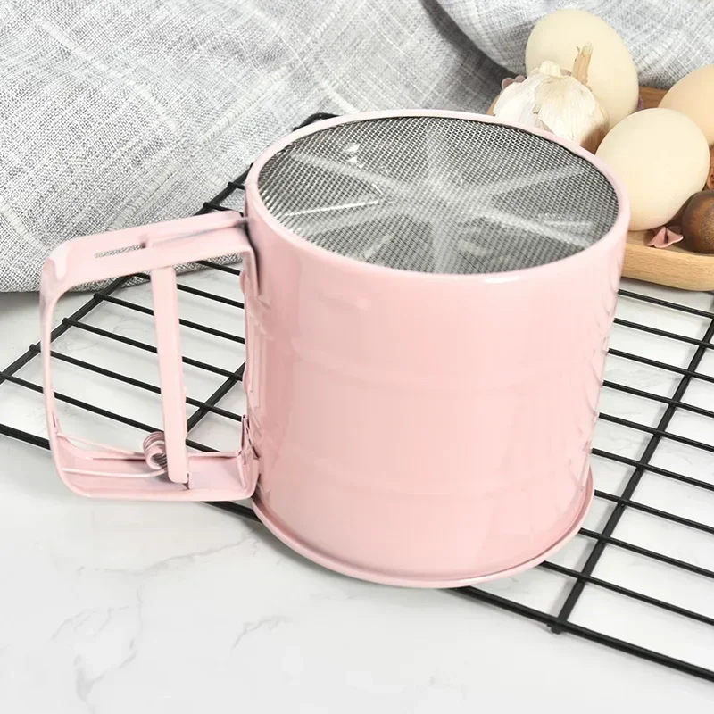 

Flour Sifter Baking Tool Semi-automatic Hand-Held Flour Shaker Hand Pressing Type Flour Sieve Pink Kitchen Accessories Cake Tool