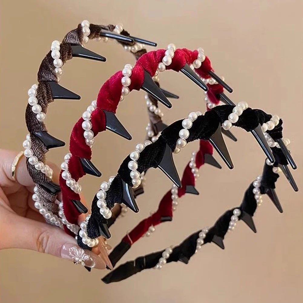 Vintage Velvet Pearl Wave Top Hairband Anti-Slip Toothed Hairband For Women Girls Fashion Sweet Hair Accessories Scrunchies Hoop Vintage Velvet Pearl Wave Top Hairband Anti-Slip Toothed Hairband For Women Girls Fashion Sweet Hair Accessories Scrunchies Hoop