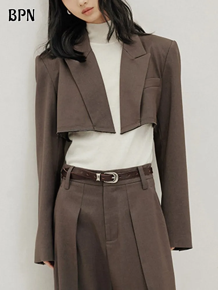 BPN Solid Casual Blazers For Women Notched Collar Long Sleeve Patchwork Pocket Folds Temperament Short Blazer Female Fashion New
BPN Solid Casual Blazers For Women Notched Collar Long Sleeve Patchwork Pocket Folds Temperament Short Blazer Female Fashion New