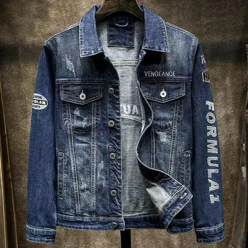Light Luxury Men’s Classic Style Denim Coat,Badge Embroidery Decors Blue Jackets,Hard Wash Street Fashion Sexy Denim Jacket;
Light Luxury Men’s Classic Style Denim Coat,Badge Embroidery Decors Blue Jackets,Hard Wash Street Fashion Sexy Denim Jacket;