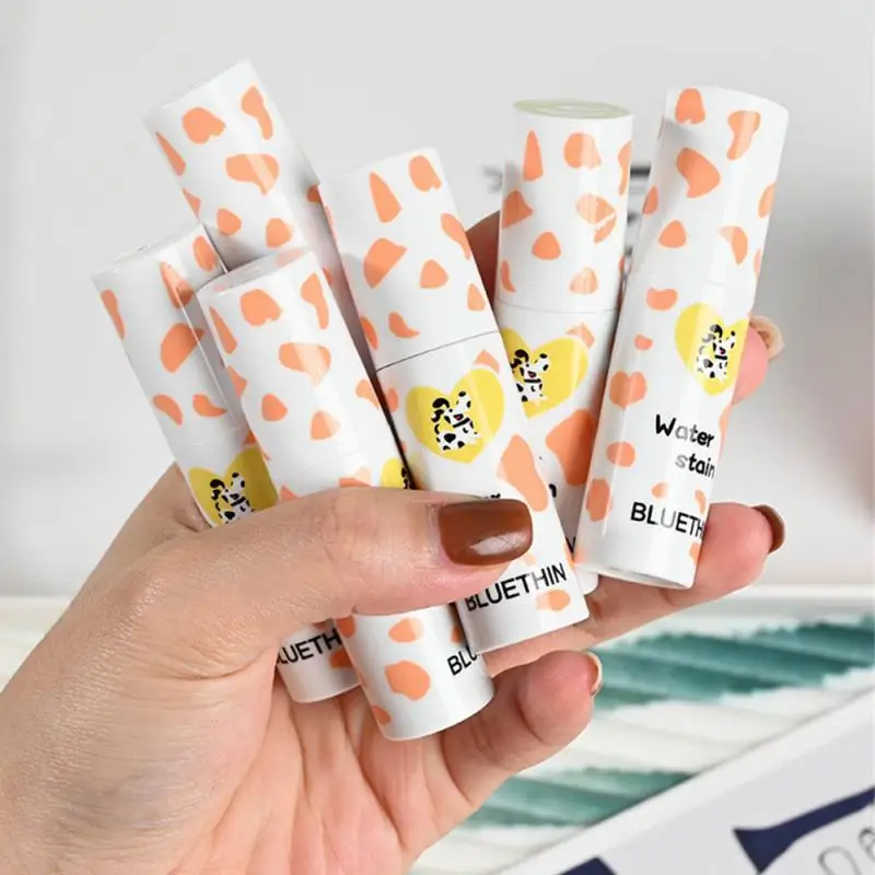 Women Red Lip Tint Mist Red Velvet Sexy Lip Glaze Natural Whitening Lip Makeup Cosmetics Lipstick Matte Texture Lip Glaze 
Women Red Lip Tint Mist Red Velvet Sexy Lip Glaze Natural Whitening Lip Makeup Cosmetics Lipstick Matte Texture Lip Glaze