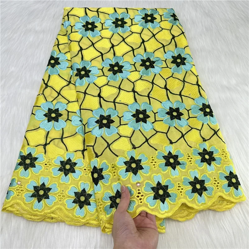 5 ярдов, швейцарская вуаль, кружевная ткань, новейшая с Африканской вышивкой со стразами, 100% хлопок, Дубай Стиль, для искусственной ткани, материал 7L120702
5 ярдов, швейцарская вуаль, кружевная ткань, новейшая с Африканской вышивкой со стразами, 100% хлопок, Дубай Стиль, для искусственной ткани, материал 7L120702