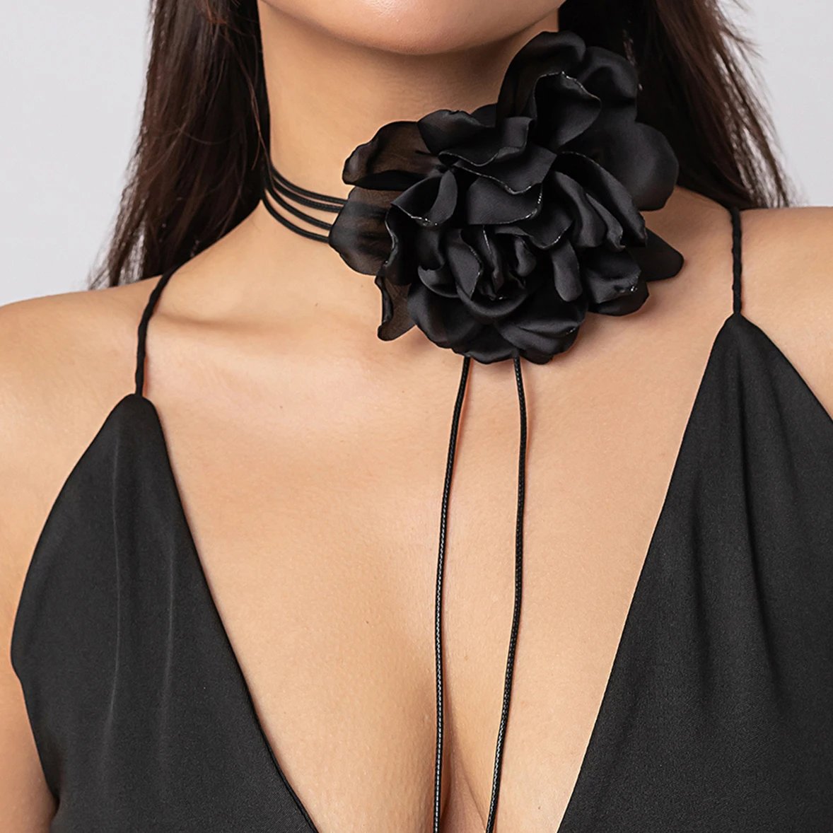 Ingemark Exaggerated Elegant Big Rose Flower Clavicle Chain Necklace Women Kpop Adjustable Bowknot Rope Choker Y2K Accessories 
Ingemark Exaggerated Elegant Big Rose Flower Clavicle Chain Necklace Women Kpop Adjustable Bowknot Rope Choker Y2K Accessories