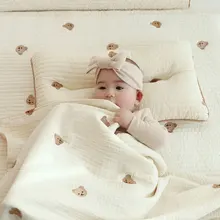Baby Blanket Six Layers Pure Cotton Gauze Soft Skin Friendly Baby Hug Blanket Cute Bear Embroidery Pattern Nwborn Sleep Quilt
Baby Blanket Six Layers Pure Cotton Gauze Soft Skin Friendly Baby Hug Blanket Cute Bear Embroidery Pattern Nwborn Sleep Quilt