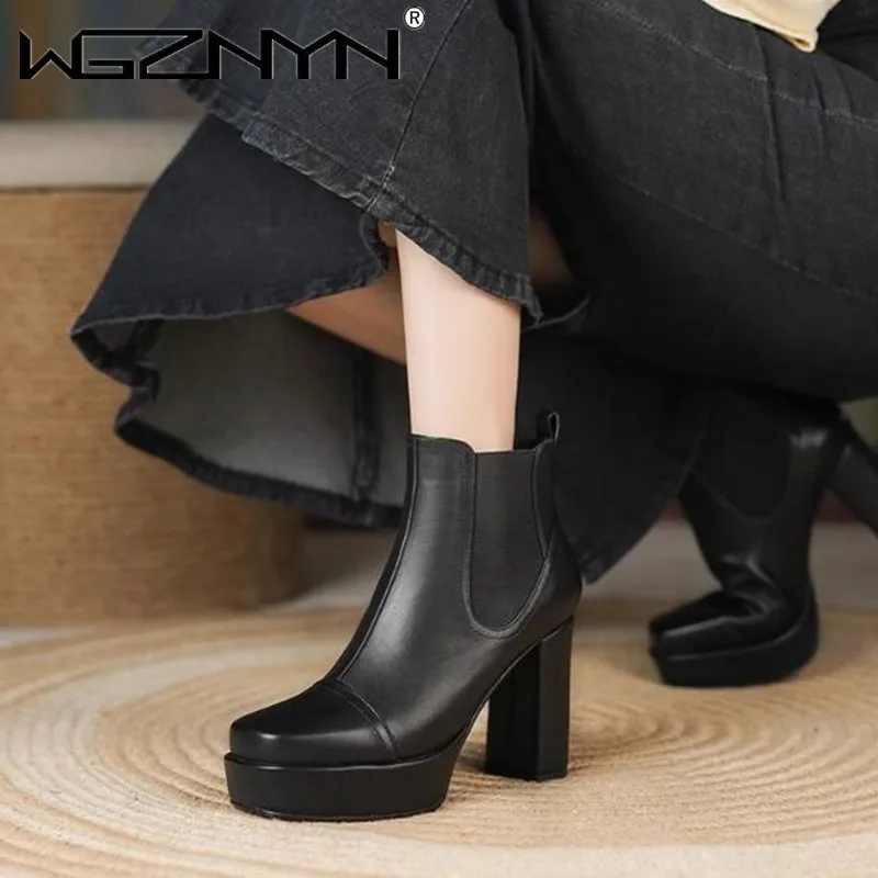2024 European and American New Fashion Leather Waterproof Thick Sole Short Boots Women's Super High Heels Chelsea Short Boots
2024 European and American New Fashion Leather Waterproof Thick Sole Short Boots Women's Super High Heels Chelsea Short Boots