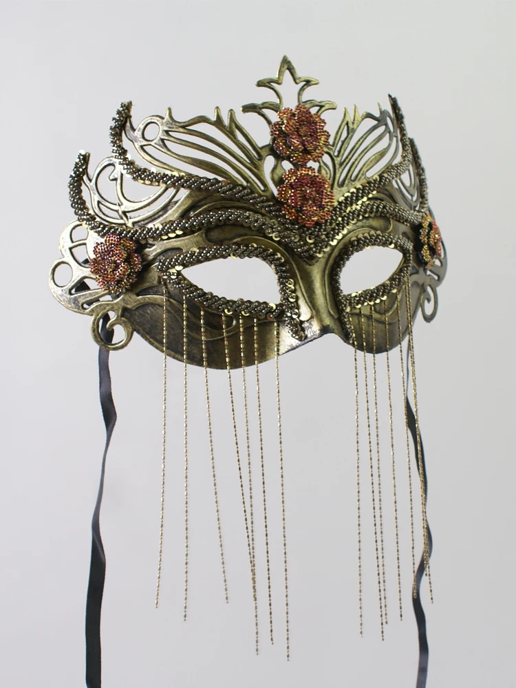 Mask Pvc Vintage Golden With Tassel Adult Unisex Half Face Couple Suitable for Party Dance Stage Banquet Halloween Chamber Props 
Mask Pvc Vintage Golden With Tassel Adult Unisex Half Face Couple Suitable for Party Dance Stage Banquet Halloween Chamber Props