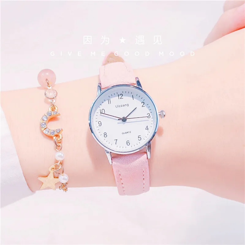 Retro Round Quartz Simple Dial Casual Wrist Watches Leather Strap Fashionable Clock Waterproof Wristwatch for Women 
Retro Round Quartz Simple Dial Casual Wrist Watches Leather Strap Fashionable Clock Waterproof Wristwatch for Women