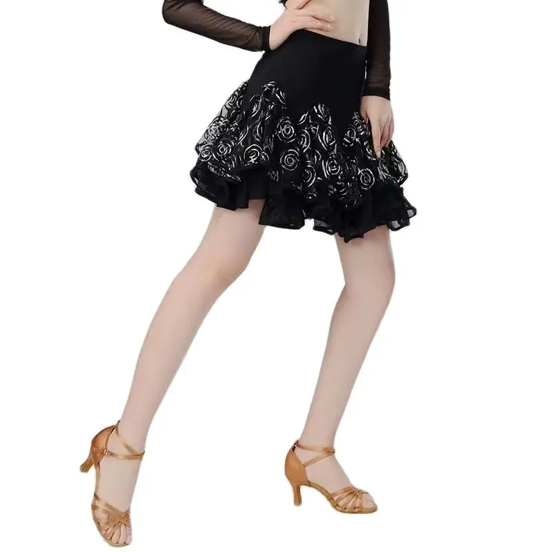 Elegant Mesh Short Latin Dance Skirt For Women New Style Comfory Soft Ballroom Dance Costume Waltz Dance wear Modern Dance Skirt
Elegant Mesh Short Latin Dance Skirt For Women New Style Comfory Soft Ballroom Dance Costume Waltz Dance wear Modern Dance Skirt