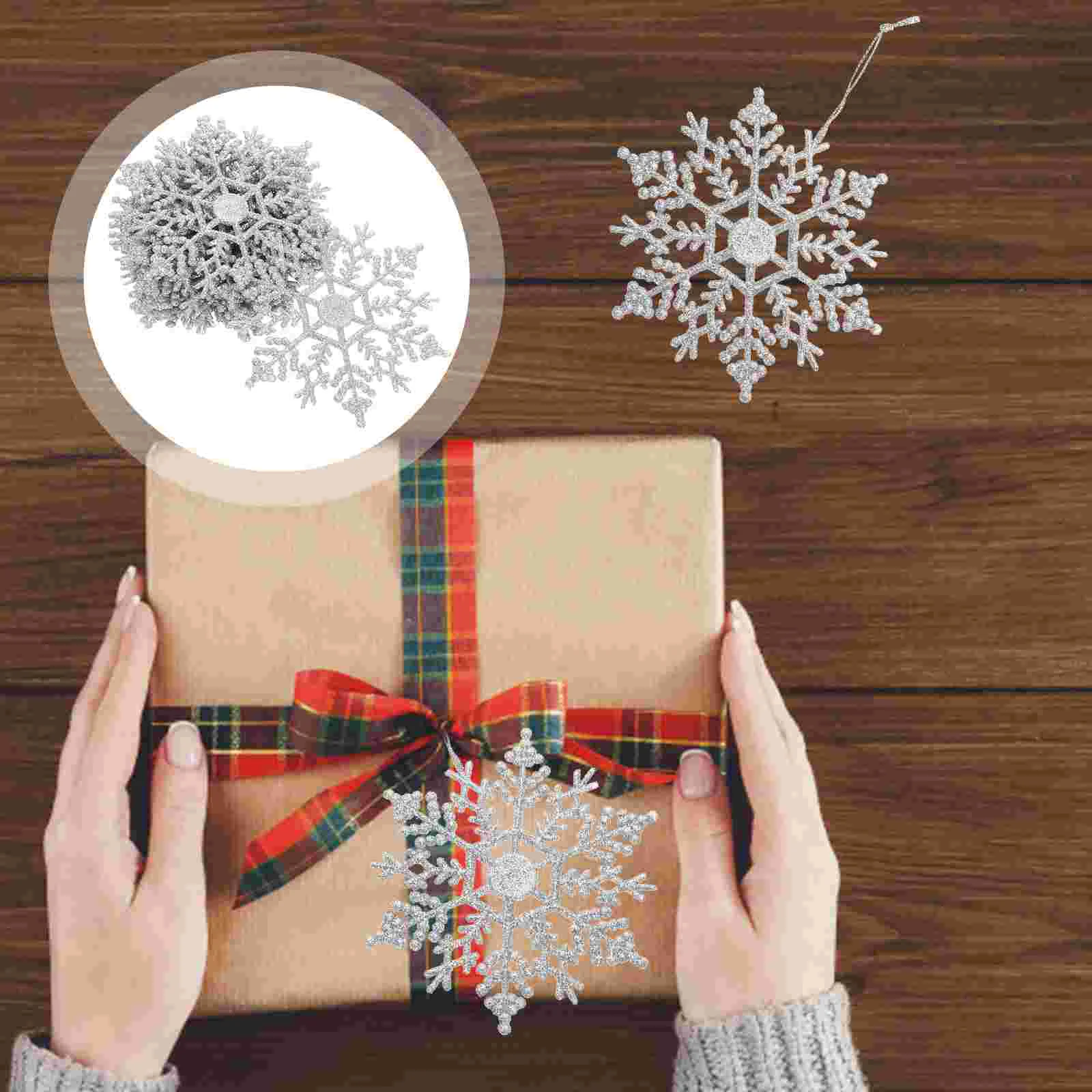 Plastic Snowflake Decorations 10cm Christmas Tree Snowflakes Pieces for Christmas Ornaments (Red)
Plastic Snowflake Decorations 10cm Christmas Tree Snowflakes Pieces for Christmas Ornaments (Red)