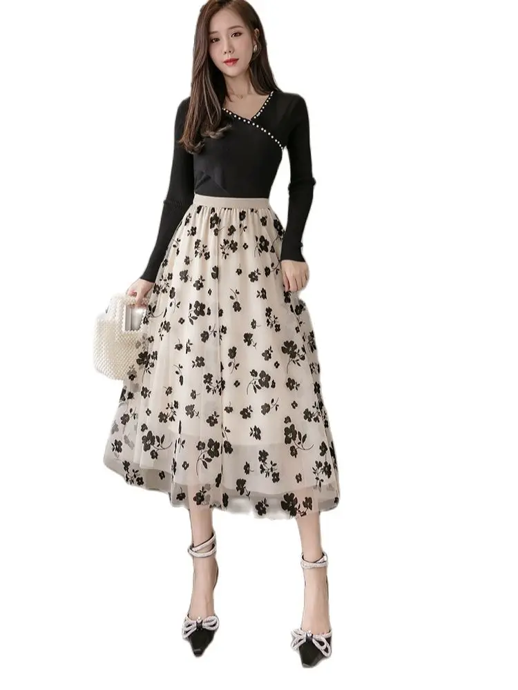 2023 Spring And Summer New Mesh Midi Skirt For Womens Flocked High Waist Casuals Female Clothing Free Shipping
2023 Spring And Summer New Mesh Midi Skirt For Womens Flocked High Waist Casuals Female Clothing Free Shipping