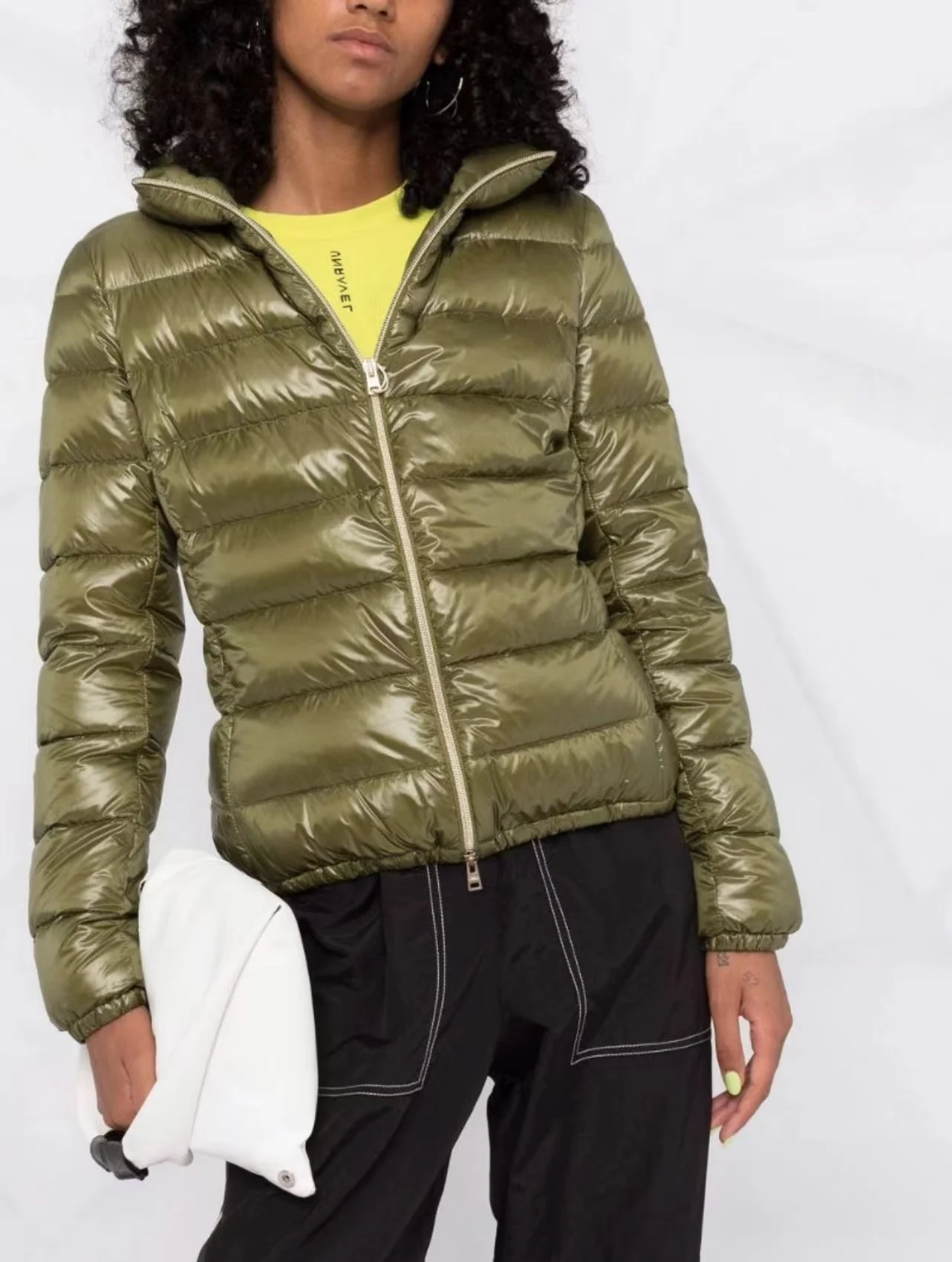 HRENO New Light and Thin Rollover High Collar Style Commuter Long Sleeve Down Coat
HRENO New Light and Thin Rollover High Collar Style Commuter Long Sleeve Down Coat