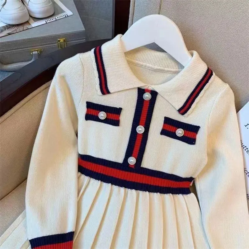 

Girls Knitted Dress Spring and Autumn 2023 New Childrens Woolen Dress Fashionable Polo Collar Academy Style Princess Dress Trend