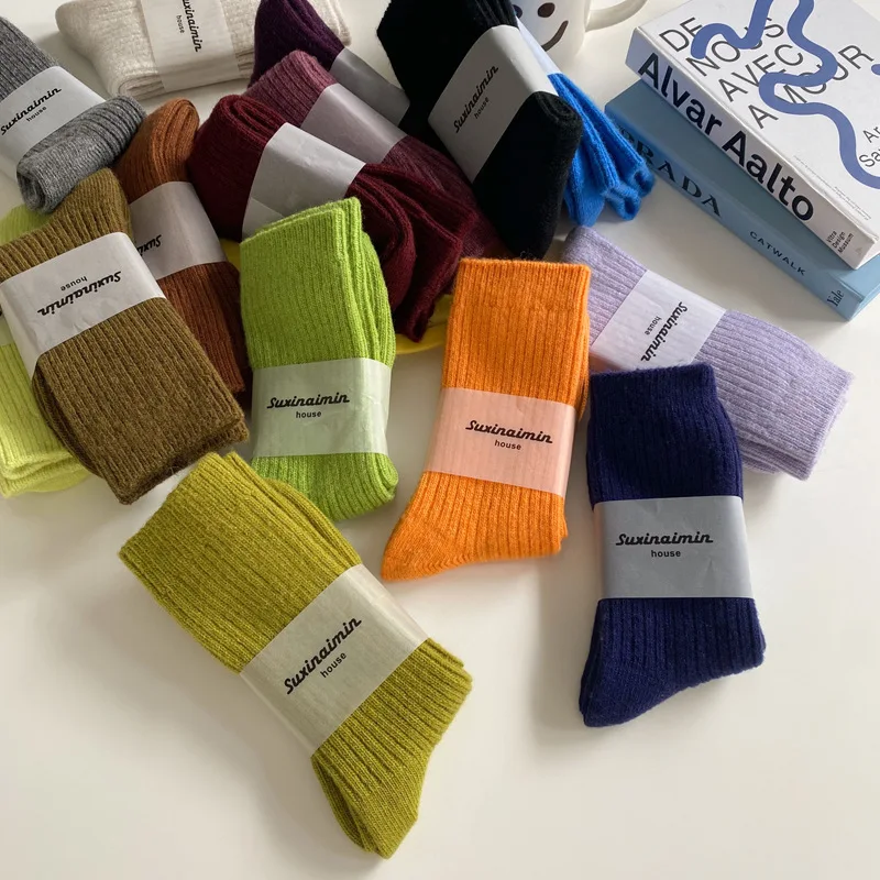 Women Winter Thicken Warm Wool Socks Ladies Outdoor Solid Velvet Mid Tube Socks Female Japanese Harajuku Cotton Sox Dropship
Women Winter Thicken Warm Wool Socks Ladies Outdoor Solid Velvet Mid Tube Socks Female Japanese Harajuku Cotton Sox Dropship