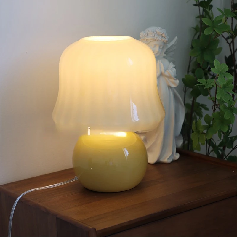 Lamp Mid-Ancient Murana Handmade Glaze Internet Celebrity Table Lamp Bedroom Bed Head Light Luxury Romantic Ambience Light
Lamp Mid-Ancient Murana Handmade Glaze Internet Celebrity Table Lamp Bedroom Bed Head Light Luxury Romantic Ambience Light