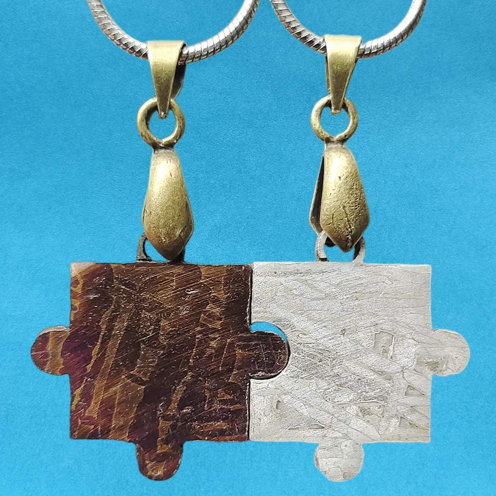 Muonionalusta Iron Meteorite Necklace Iron Meteorite Pendant Natural Meteorite Material Jewelry Gift 
Muonionalusta Iron Meteorite Necklace Iron Meteorite Pendant Natural Meteorite Material Jewelry Gift