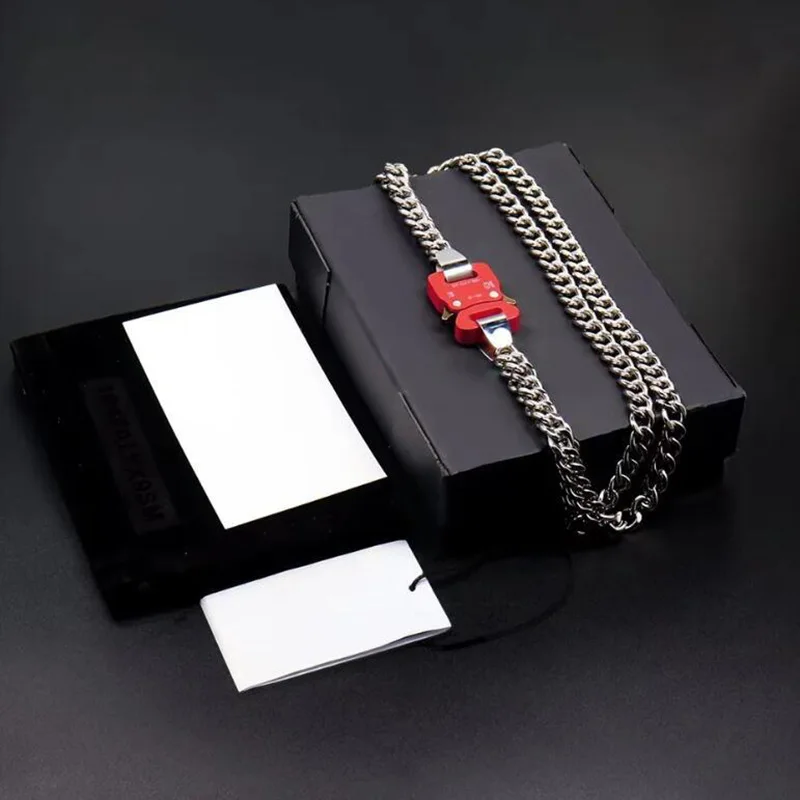 1017 Alyx 9sm Necklaces for Women Titanium Safety Belt Lock Buckle Bracelet for Men High Quality Couple's Party Jewelry
1017 Alyx 9sm Necklaces for Women Titanium Safety Belt Lock Buckle Bracelet for Men High Quality Couple's Party Jewelry
