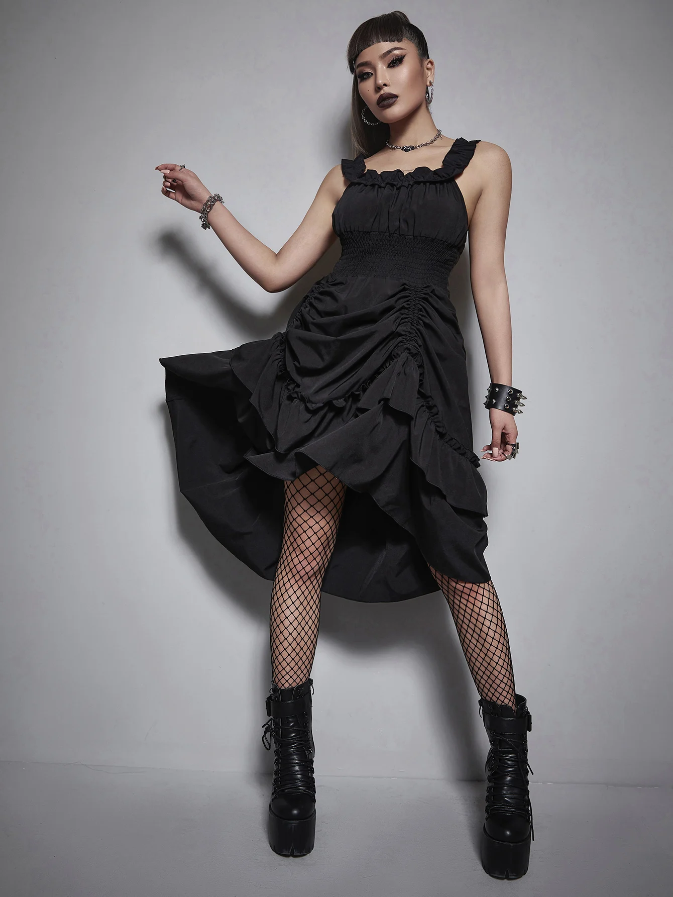Bold Shade Mall Gothic Ruffles Elegant Shirring Dresses Lolita Harajuku Drawstring A-line Partywear Grunge Women Slim Alt Outfit
Bold Shade Mall Gothic Ruffles Elegant Shirring Dresses Lolita Harajuku Drawstring A-line Partywear Grunge Women Slim Alt Outfit