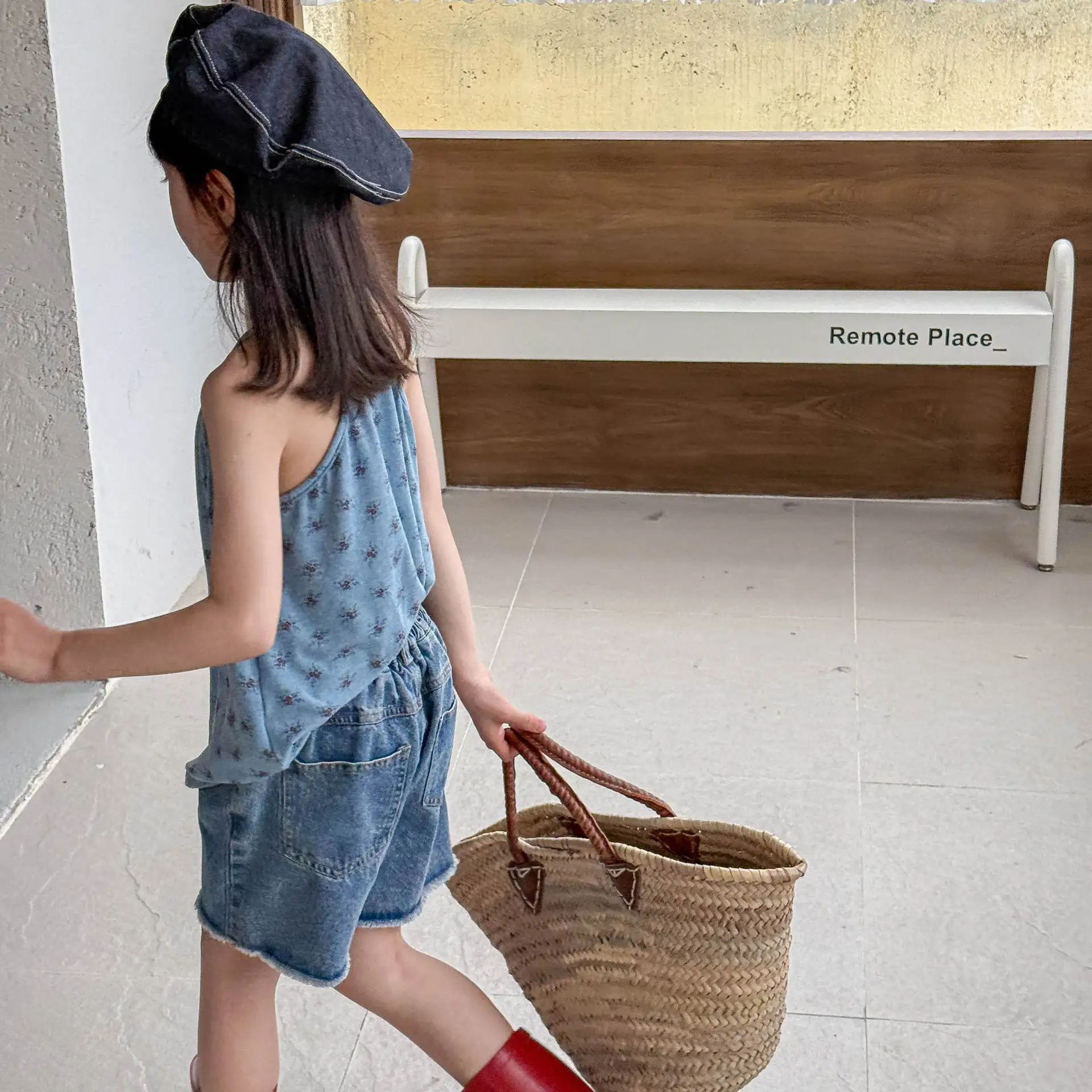 2025 Summer New Girls Denim Shorts Children Casual Pants Loose Boys Jeans Solid Color Baby Shorts Kids Clothes 18 Sa3dbe4327a1a41f9a16c8bdd9511b0547