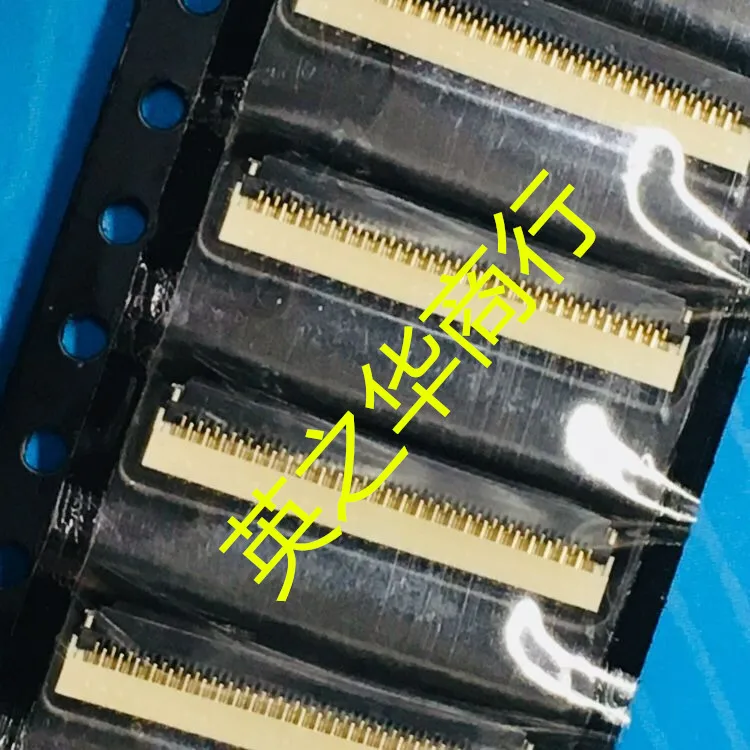 30pcs original new BL125-51RL-TAGF 0.3MM pitch 51pin flip down FPC connector
30pcs original new BL125-51RL-TAGF 0.3MM pitch 51pin flip down FPC connector