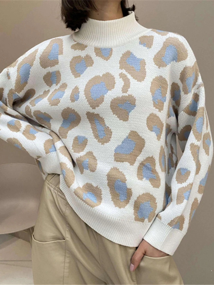 Women's Sweater 2023 Autumn Winter Leopard Print Half High Collar Long Sleeve Knitted Pullover Tops Warm Female Knitwear Jumper
Women's Sweater 2023 Autumn Winter Leopard Print Half High Collar Long Sleeve Knitted Pullover Tops Warm Female Knitwear Jumper