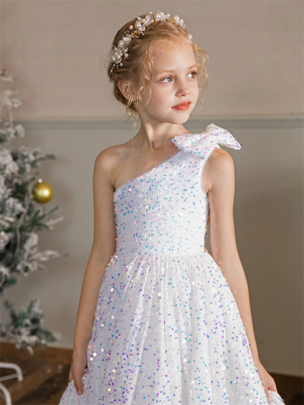 

White Sequins Flower Girl Dress For Wedding Shining Sleeveless Puffy Birthday Pageant Princess First Communion Ball Gowns