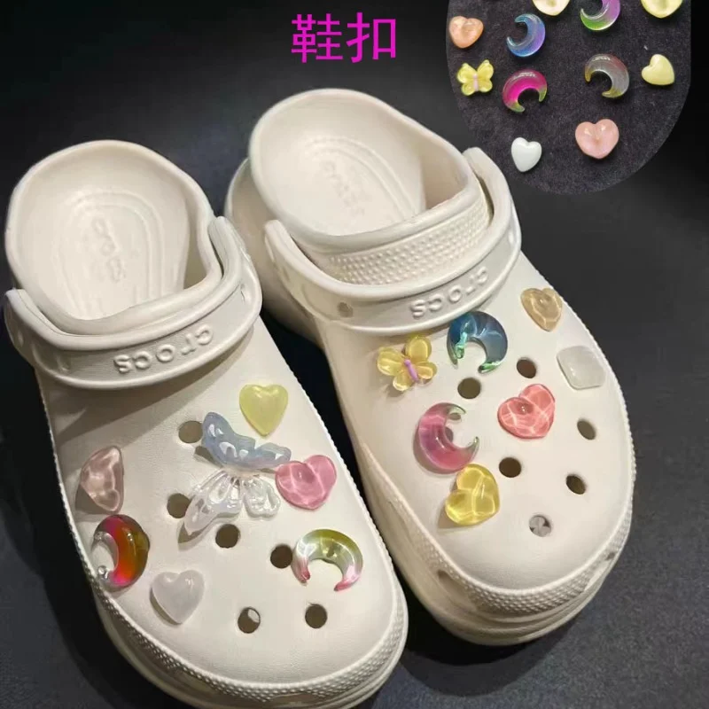 Модные подвески для обуви в виде бабочки и Луны, роскошные винтажные подвески для обуви в форме Крока, Элегантные дизайнерские цветы, жемчужные украшения
Модные подвески для обуви в виде бабочки и Луны, роскошные винтажные подвески для обуви в форме Крока, Элегантные дизайнерские цветы, жемчужные украшения