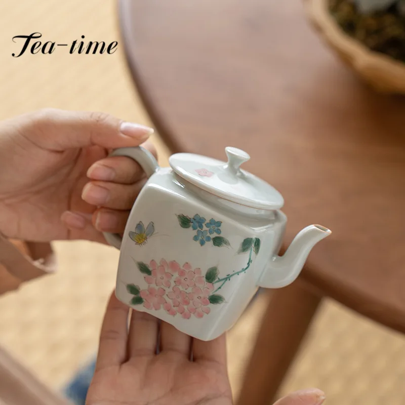 

180ml Antique Blue Ceramic Teapot Handpainted Embroidered Ball Flower Square Pot Chinese Tea Making Filter Kettle Kung Fu Teaset