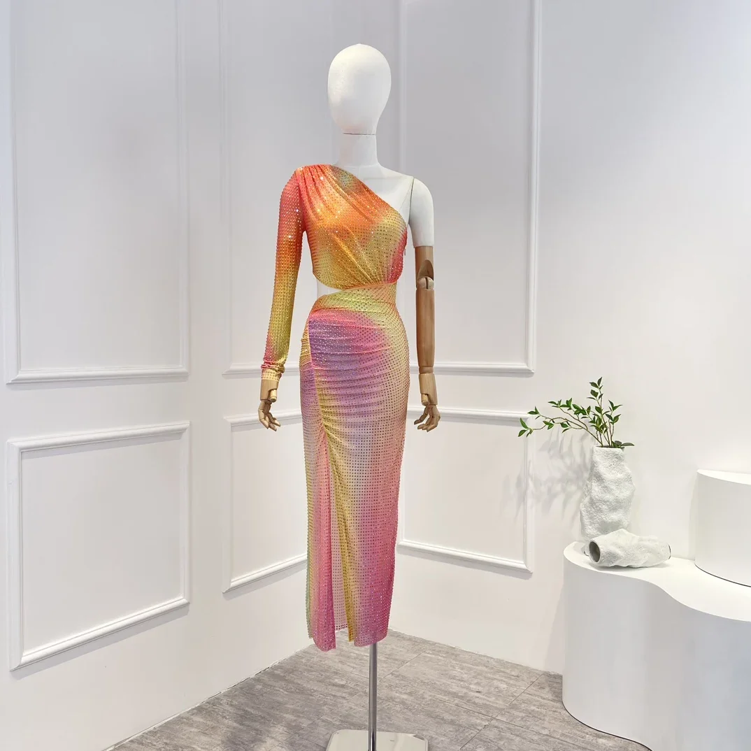 2023 Spring Summer Top Quality Raindow Sexy Beach Style Gradient Crystal One-shoulder Long Woman Midi Dress
2023 Spring Summer Top Quality Raindow Sexy Beach Style Gradient Crystal One-shoulder Long Woman Midi Dress