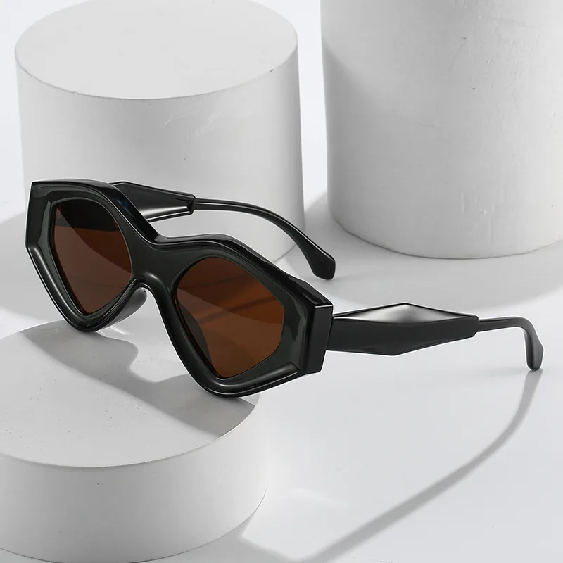 Women Sunglasses Fashion Polygonal Sunglass Personality Color Block Cat Eye Sun Glasses Retro UV400 Shades Eyewear Gafas De Sol
Women Sunglasses Fashion Polygonal Sunglass Personality Color Block Cat Eye Sun Glasses Retro UV400 Shades Eyewear Gafas De Sol
