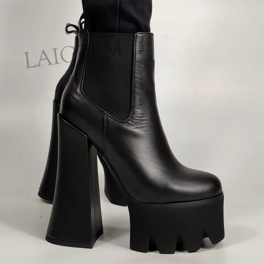 DOHBANER Genuine Leather Women Ankle Boots Chunky Thick High Heels Platform Booties Slip On Ladies Shoes Woman Size 34-39
DOHBANER Genuine Leather Women Ankle Boots Chunky Thick High Heels Platform Booties Slip On Ladies Shoes Woman Size 34-39