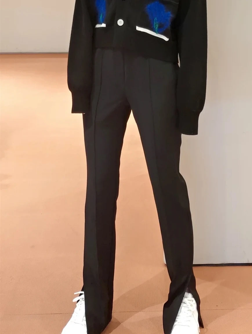 2022 Ранняя весна и осень повседневные брюки подходящие ко всему тонкие брюки женские с прорезями для ног Костюмные брюки с микро-лезвиями
2022 Ранняя весна и осень повседневные брюки подходящие ко всему тонкие брюки женские с прорезями для ног Костюмные брюки с микро-лезвиями