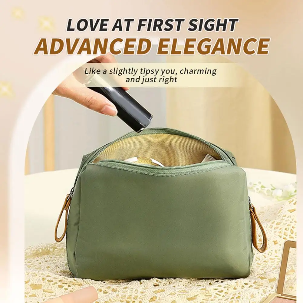 2023 New Makeup Bag Simple Color Cosmetic Bag For Women Pouch Toiletry Bag Waterproof Portable Mini Lipstick Bag Dropshippi P3B9
2023 New Makeup Bag Simple Color Cosmetic Bag For Women Pouch Toiletry Bag Waterproof Portable Mini Lipstick Bag Dropshippi P3B9
