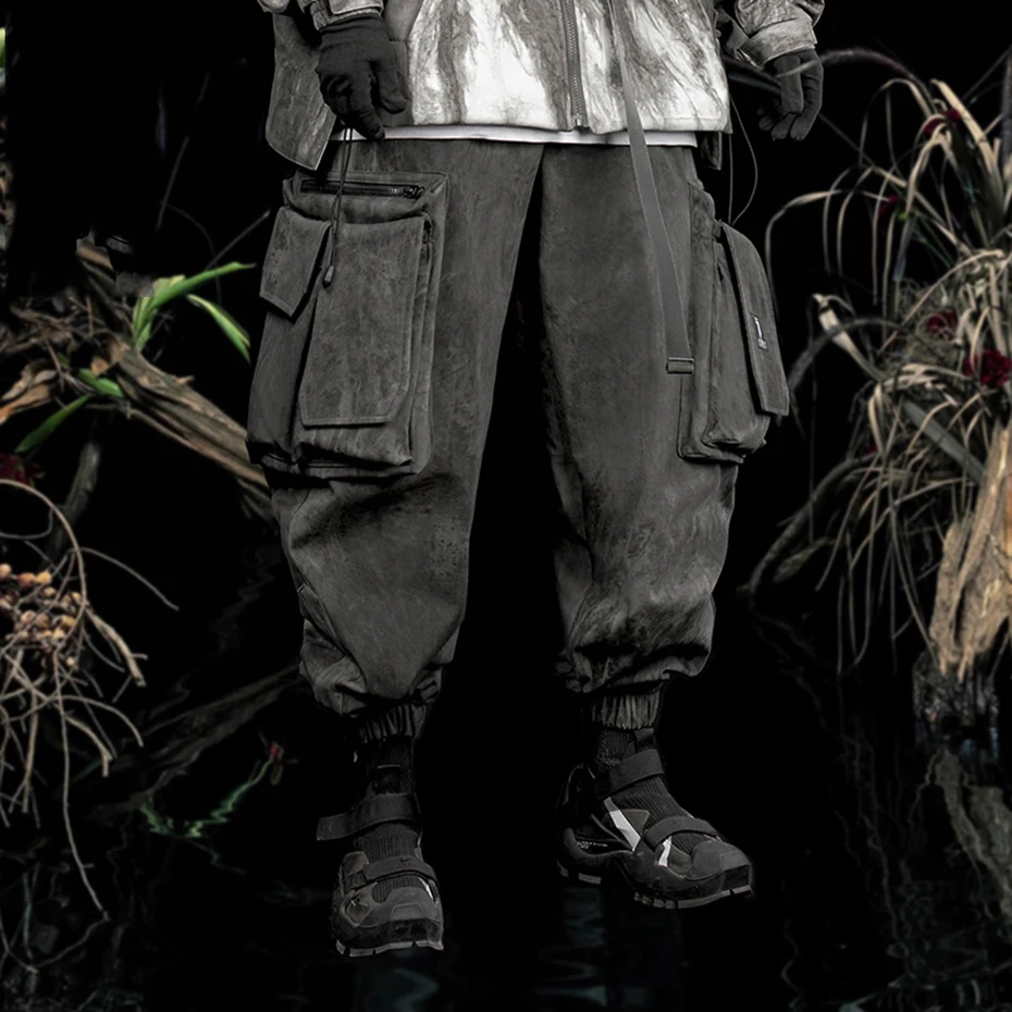 Techwear Oversized Cargo Pants Vintage Big Pockets Streetwear Harajuku Hip Hop Jogger Pants Wide Legs Loose Trousers for Male
Techwear Oversized Cargo Pants Vintage Big Pockets Streetwear Harajuku Hip Hop Jogger Pants Wide Legs Loose Trousers for Male