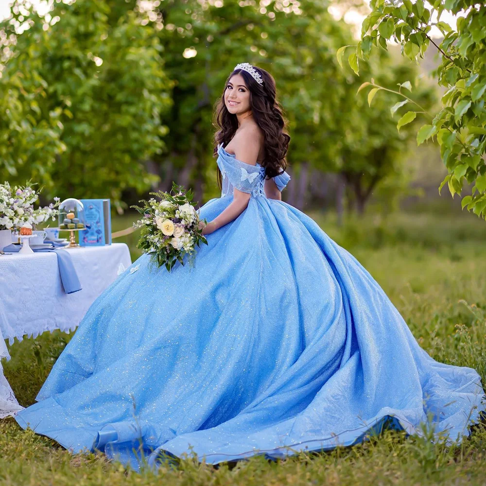 Тюлевые платья 15 лет, синее бальное платье, платье Quinceanera 2024 Sweet15 16, платье для дня рождения, милое, с открытыми плечами, принцессы
Тюлевые платья 15 лет, синее бальное платье, платье Quinceanera 2024 Sweet15 16, платье для дня рождения, милое, с открытыми плечами, принцессы