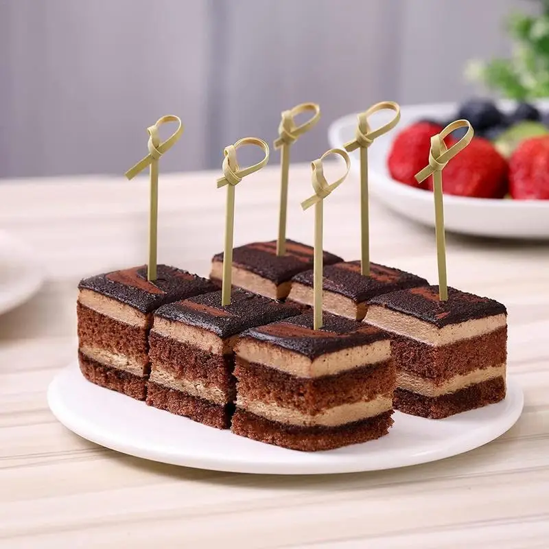 100/200pcs Fruit Forks Reusable Party Decoration Fruit Toothpicks Appetizer Picks Wood Natural Fruit Toothpicks Sandwich Dessert
100/200pcs Fruit Forks Reusable Party Decoration Fruit Toothpicks Appetizer Picks Wood Natural Fruit Toothpicks Sandwich Dessert