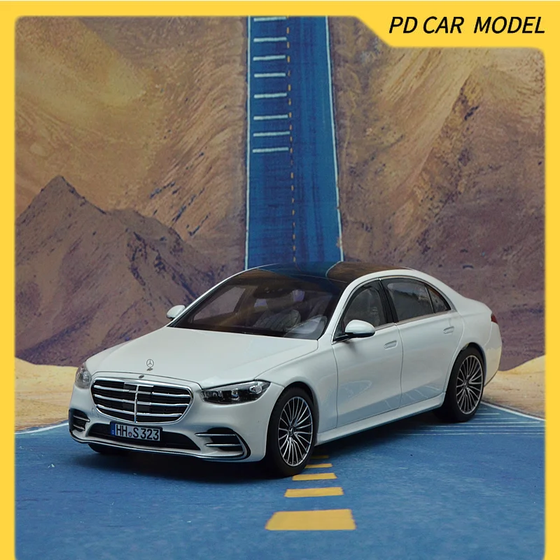 

Norev Collectible 1:18 Scale Model S600 s-Class AMG-Line 2021 White Gift for friends and family