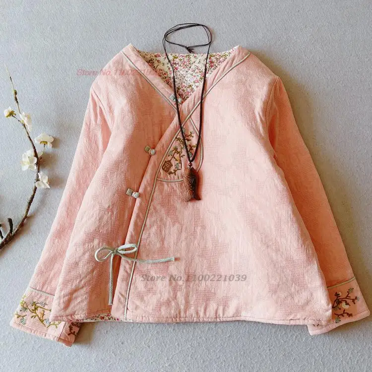 2024 chinese vintage coat improved qipao cotton linen v-neck coat traditional flower embroidery chinese cotton-padded jacket
2024 chinese vintage coat improved qipao cotton linen v-neck coat traditional flower embroidery chinese cotton-padded jacket